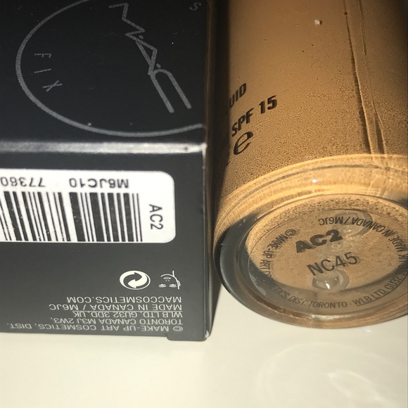x1 MAC NC45 STUDIO FIX FLUID FOUNDATION BRAND NEW BOXED - Picture 5 of 5